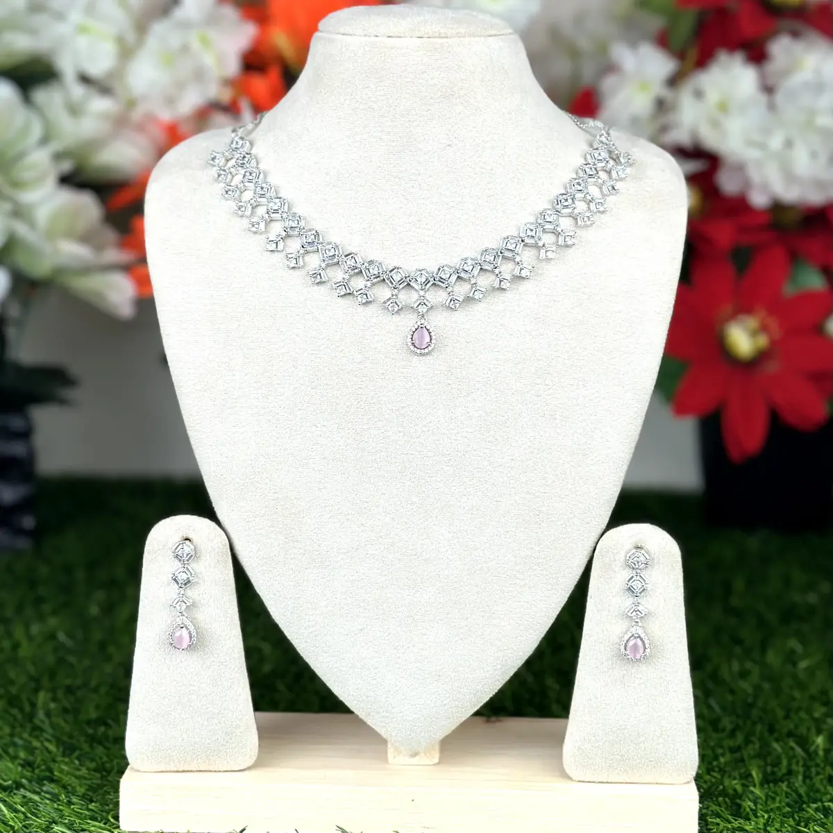 1909 1909 - AD Stone Necklace Set - Image 1