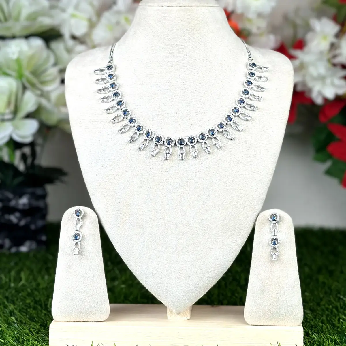 1931 1931 - AD Stone Necklace Set - Image 1