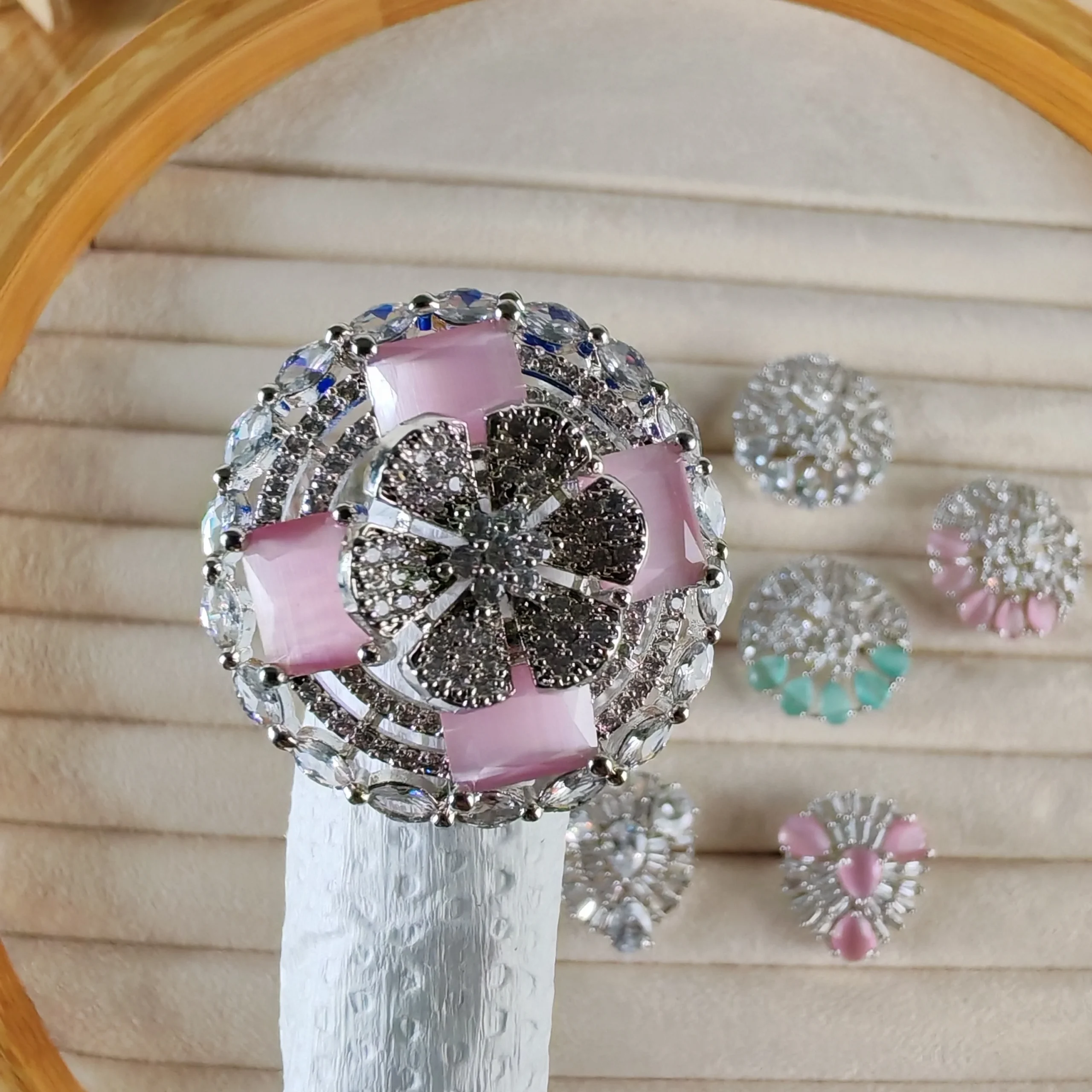 2238 p2 2238 - Finger Ring - Image 1