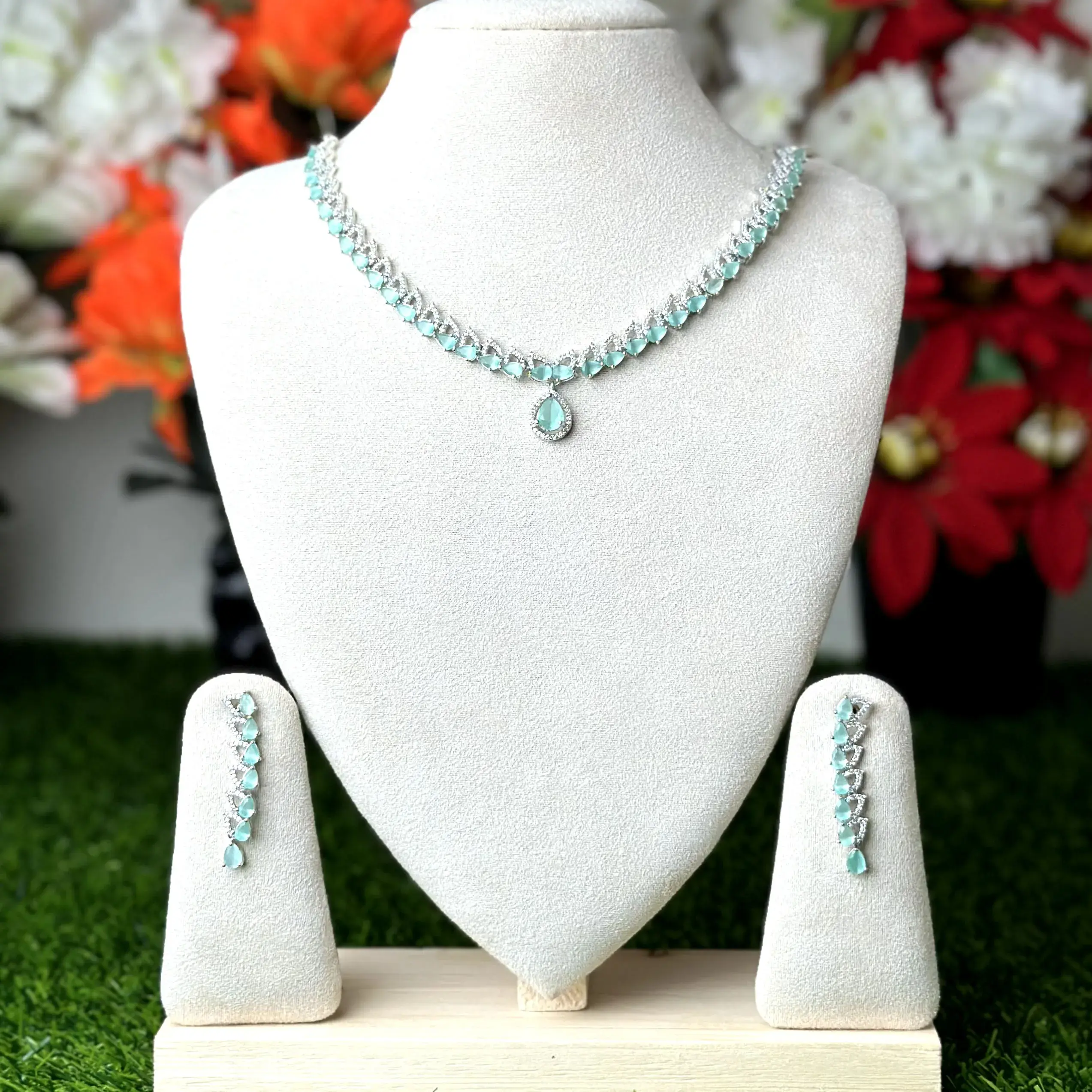 4323 (2) 4323 - AD Stone Necklace Set - Image 1
