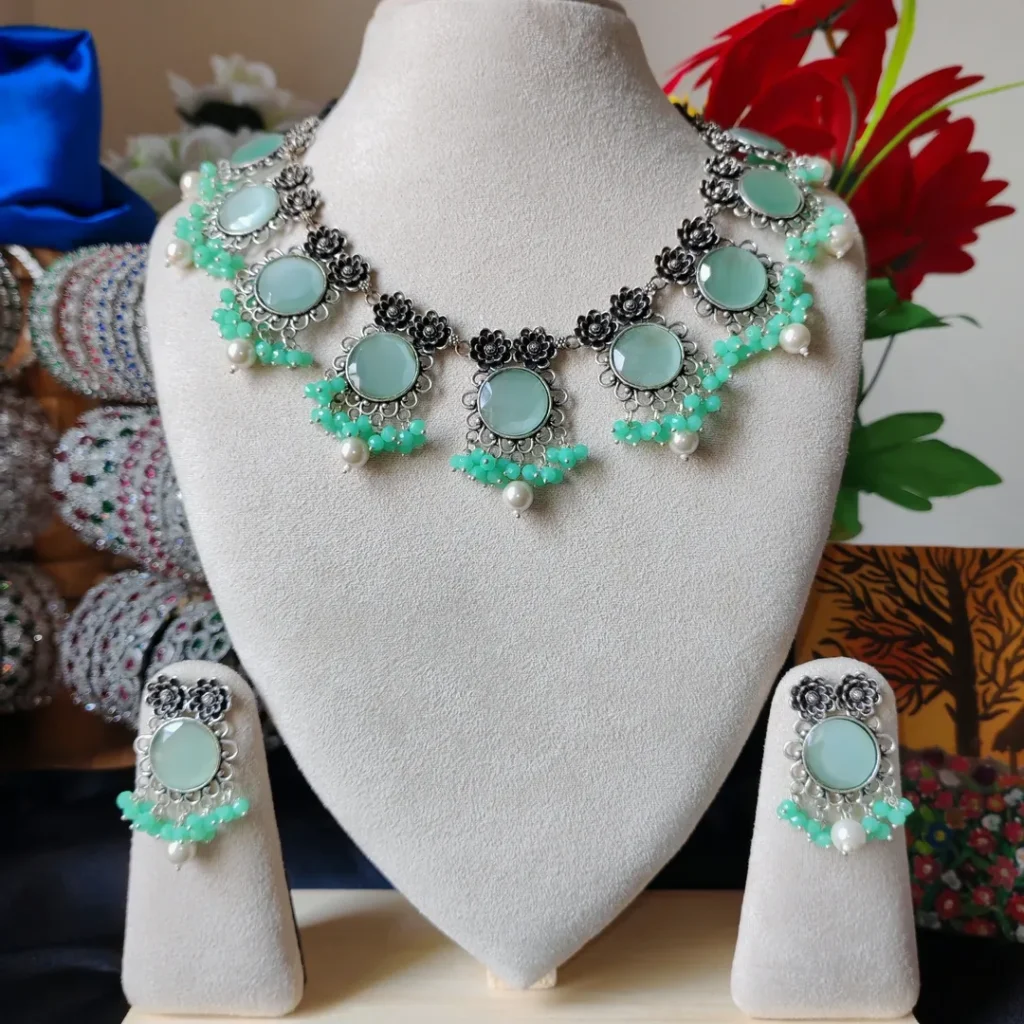 Antique Necklace Set